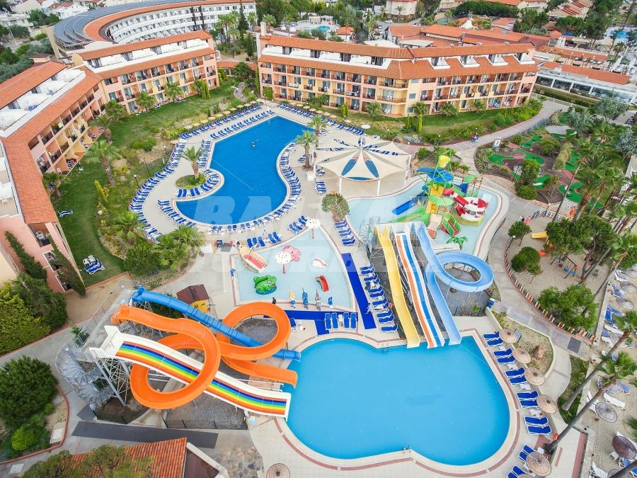 почивка в Ephesia Holiday Beach Club