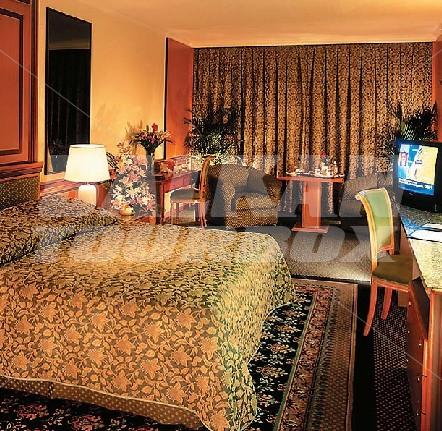 почивка в Le Meridien Mina Seyahi