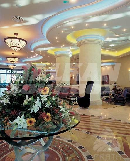 почивка в Le Meridien Mina Seyahi