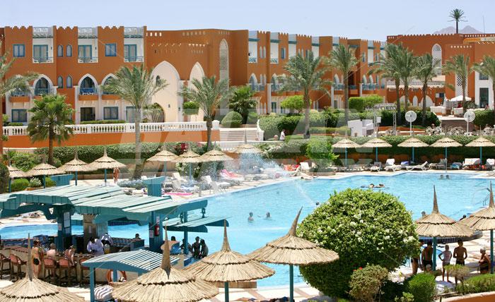 почивка в  LTI-Tropicana Grand Azure Resort