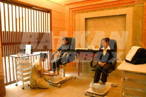holiday in Cambay Golf Resort Jamdoli