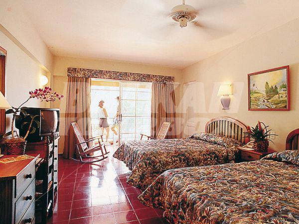 почивка в Don Juan Beach Resort