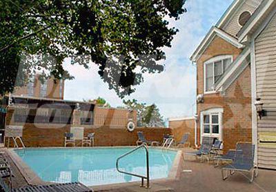 почивка в Residence Inn by Marriott Kansas City Downtown/Union Hill