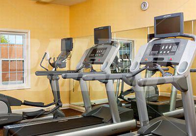 почивка в Residence Inn by Marriott Kansas City Downtown/Union Hill