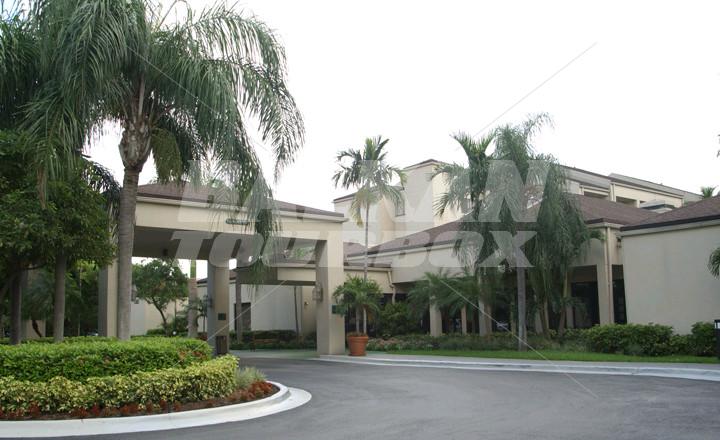 почивка в  Courtyard by Marriott Miami Airport West/Doral