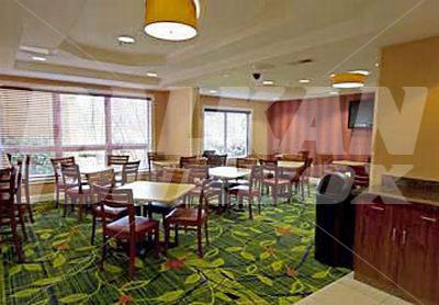 почивка в Fairfield Inn by Marriott Portland Airport