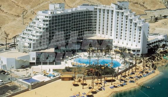 почивка в Leonardo Club