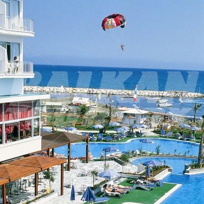 holiday in  Lordos Beach