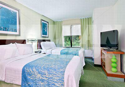 почивка в SpringHill Suites by Marriott Asheville