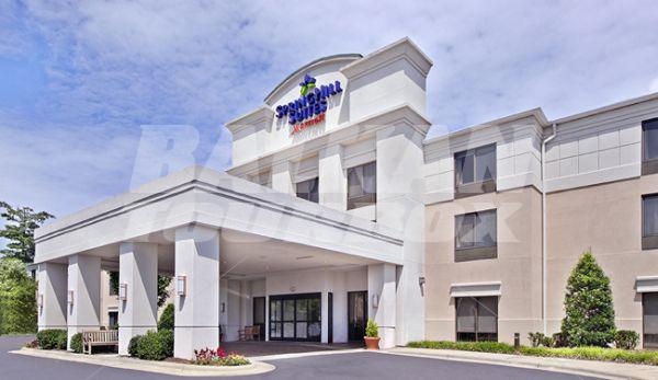 почивка в SpringHill Suites by Marriott Asheville