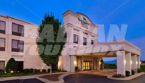 почивка в SpringHill Suites by Marriott Asheville