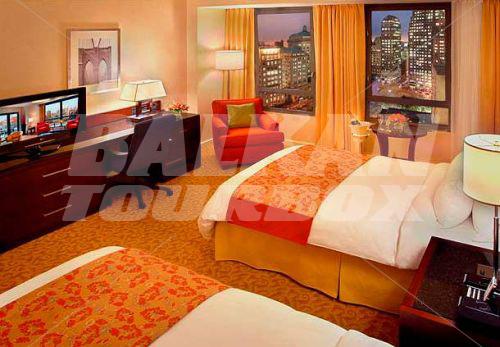 почивка в New York Marriott at the Brooklyn Bridge