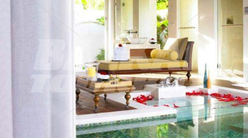 почивка в Naladhu Maldives