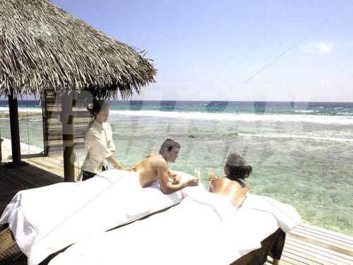 почивка в Naladhu Maldives
