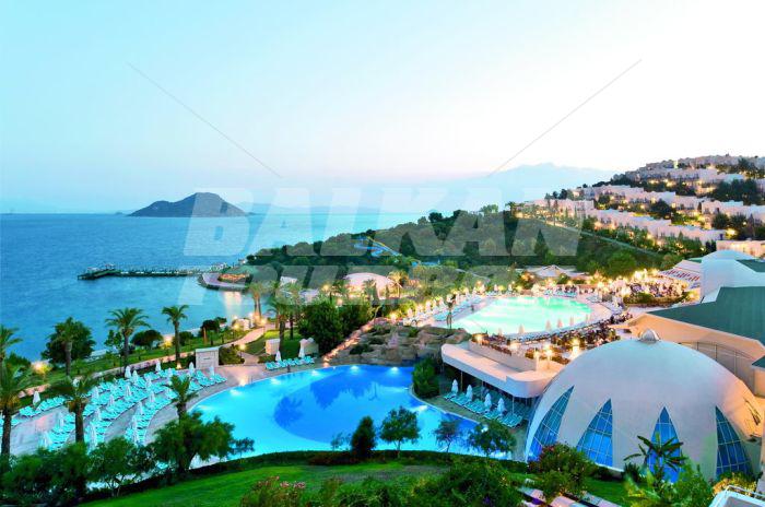 почивка в Yasmin Resort