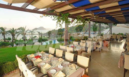 почивка в Yasmin Resort