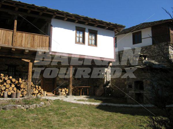 holiday in Guest House Fudulski