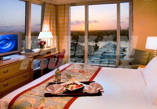 почивка в Courtyard by Marriott Fort Lauderdale Beach