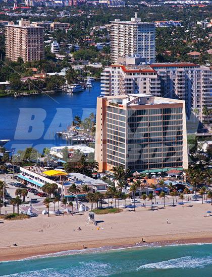 почивка в Courtyard by Marriott Fort Lauderdale Beach
